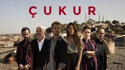 مسلسل الحفرة الموسم الثاني الحلقة الثانية عشر 12 مترجمة